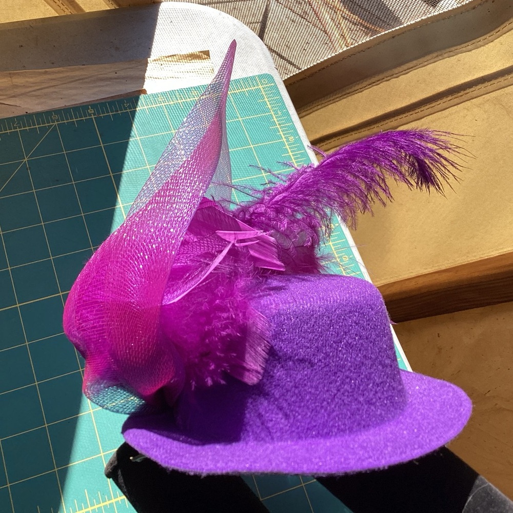 🎃Tiny Victorian Purple Feather Hat Halloween Costume Steampunk Cosplay Accessory